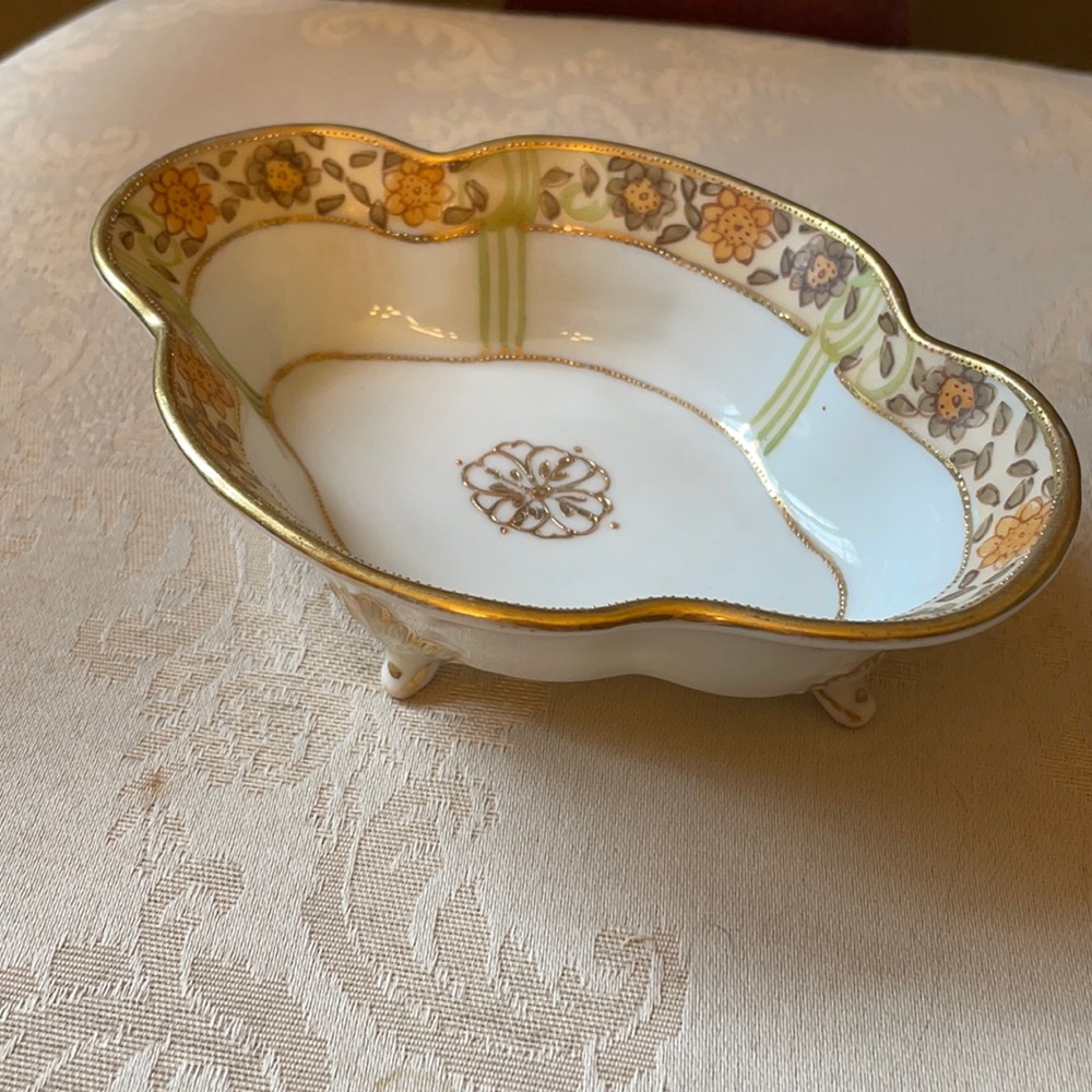 Vintage Nippon hand-painted porcelain footed dish w/gold gilt and flowers